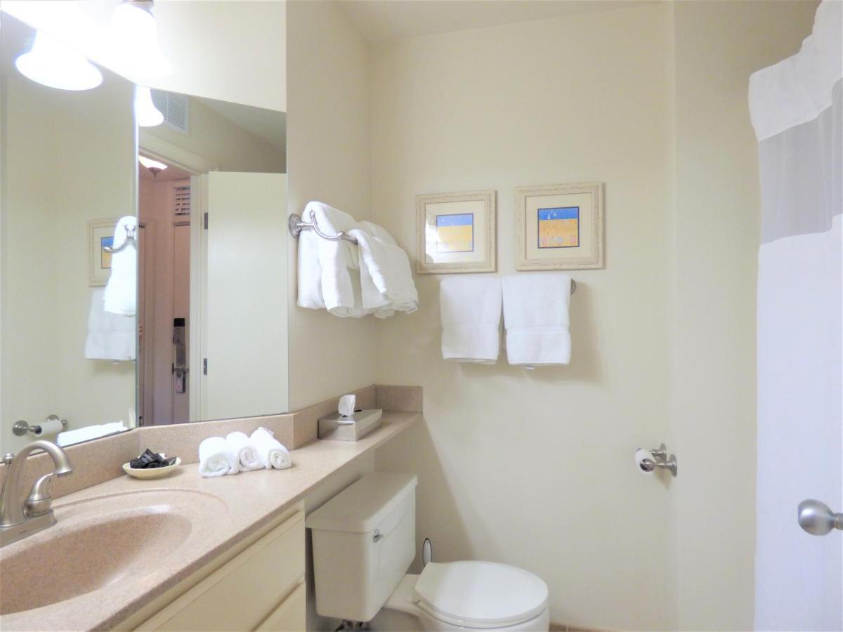 Beautiful 2 Bedroom Lakeside Condo At The Shores مدينة ترافيرز المظهر الخارجي الصورة